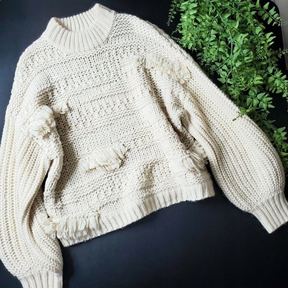 Universal Thread Sweaters - Universal Thread Ivory Chunky Knit Fringe Sweater